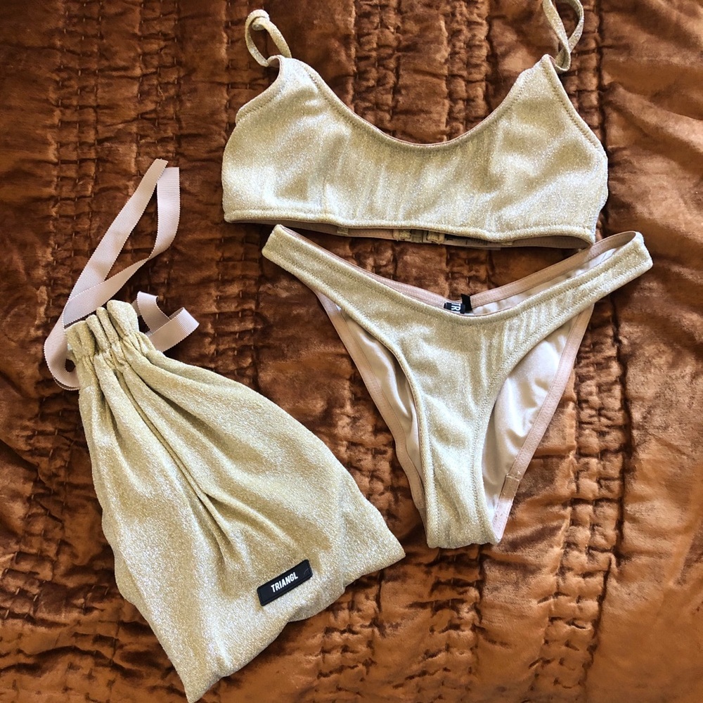 TRIANGL Sparkle Gold bikini Set with Bag!